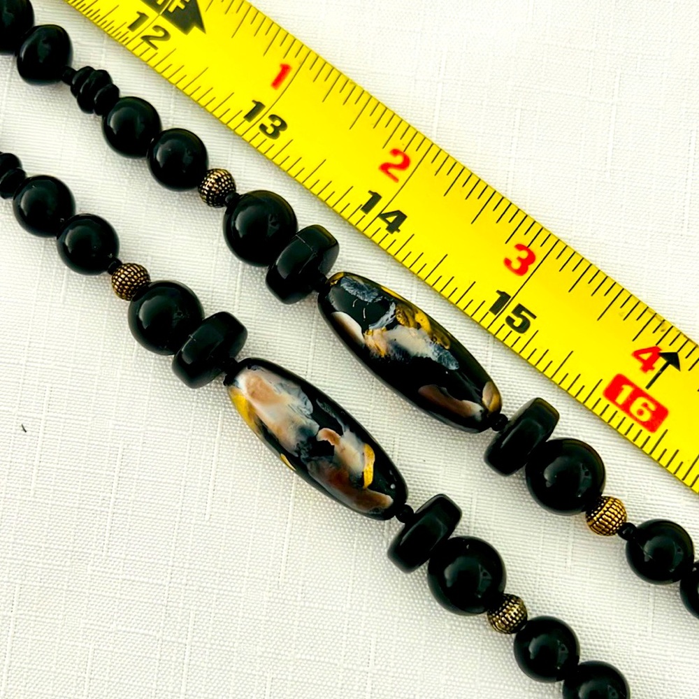 Necklace~Wooden Painted / Host Pick - Picture 9 of 10